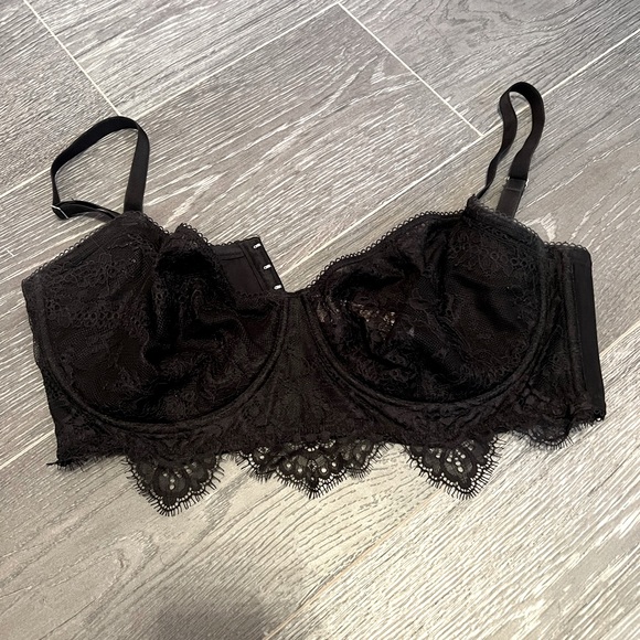 36DDD Lace Unlined Longline Bustier Bra Victoria’s Secret gently used - Picture 1 of 6